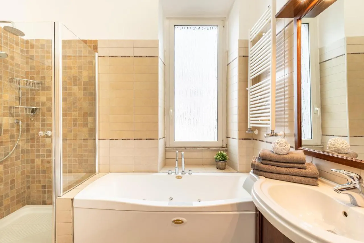 Hostly - Domus Happya - Dream In The Appia Antica Park Apartment Rome