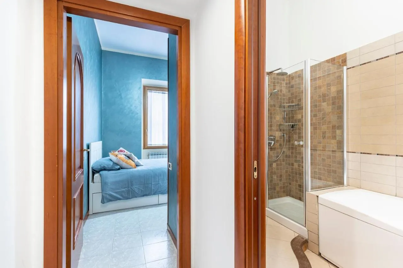 Hostly - Domus Happya - Dream In The Appia Antica Park Apartment Rome Italy